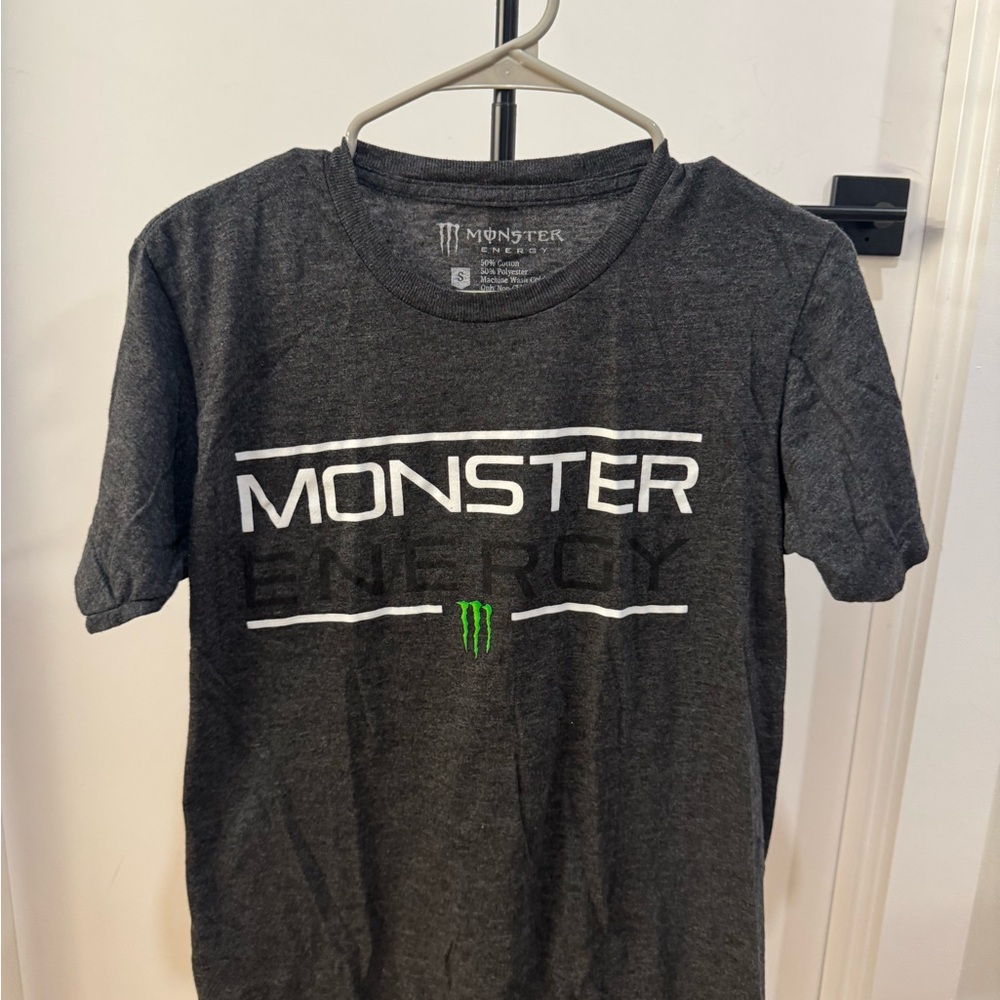 Monster Energy Men's Gray Short Sleeve Tee